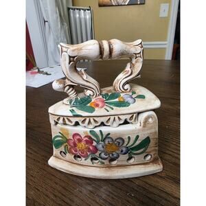 Vintage Delft Italian Ceramic Hinged Trinket Box in Hot Iron Shape Bassano Stamp